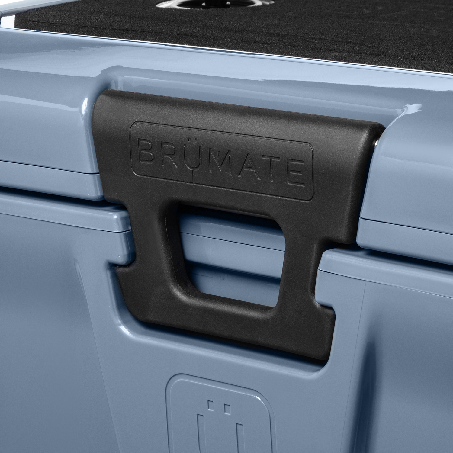brutank-20qt-o3 BruTank-20-Denim-Latch.png
