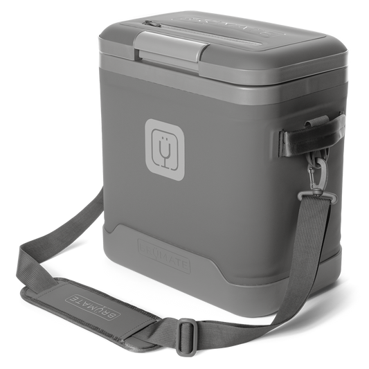 magpack-18-can-e4 magpack_18_graphite_front_strap.png